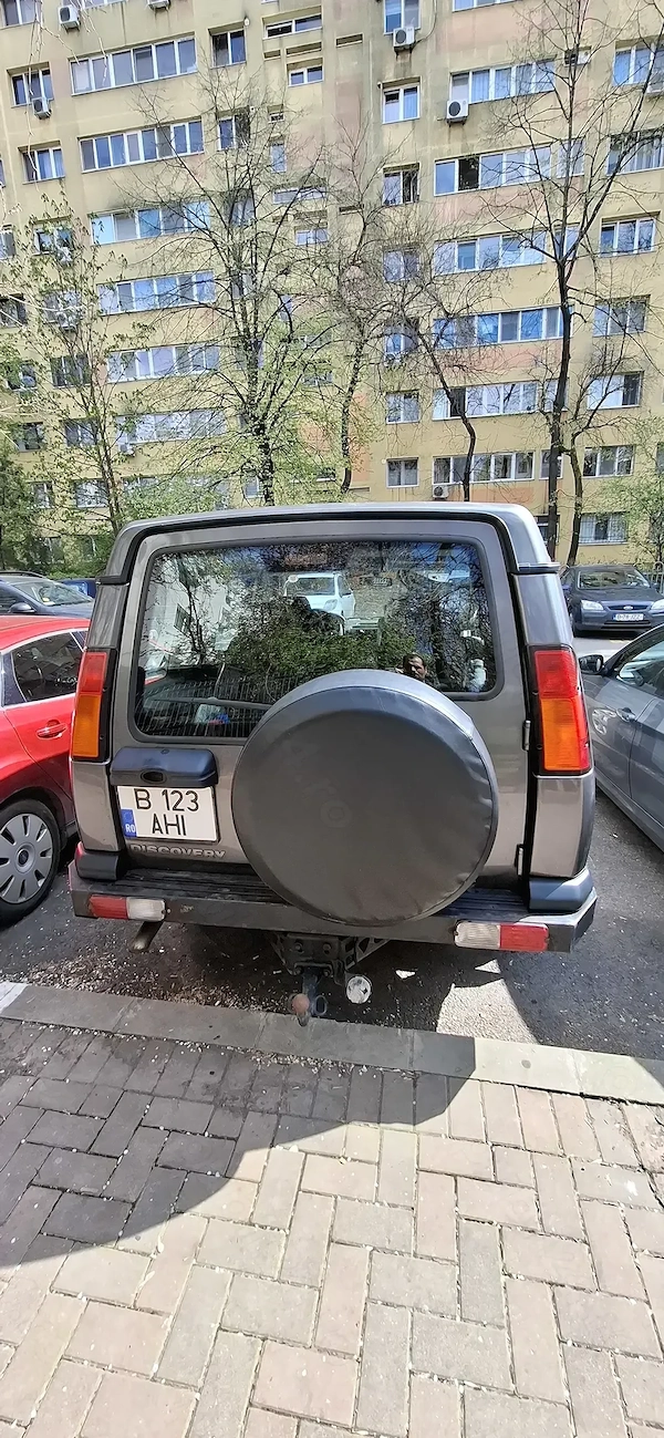 LAND ROVER Discovery 2004 — imagine 5