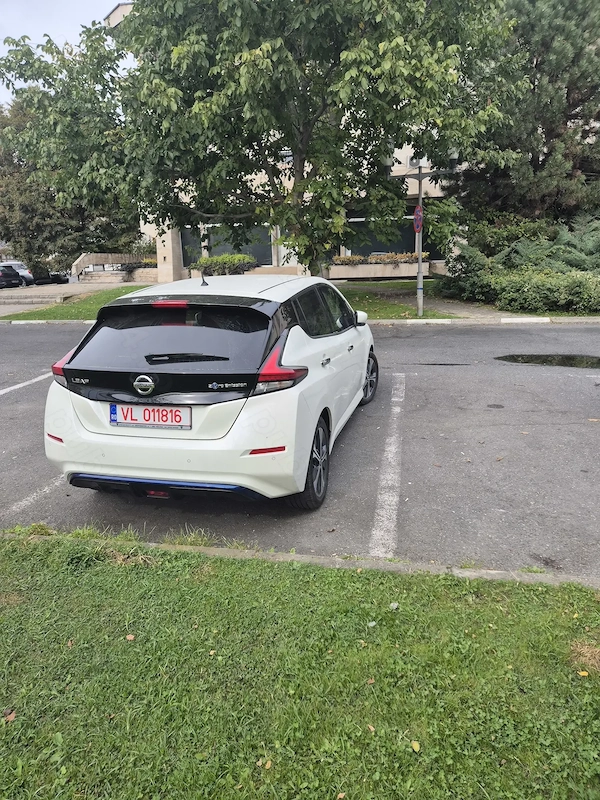 NISSAN Leaf 2020 — imagine 3