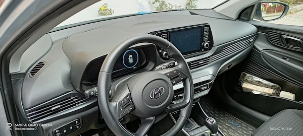 HYUNDAI i20 2021 — imagine 6