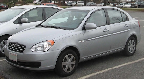 HYUNDAI Accent