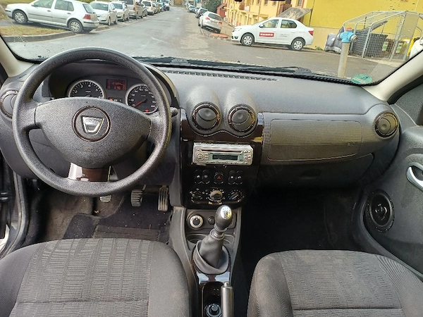 DACIA Duster 2011 — imagine 2