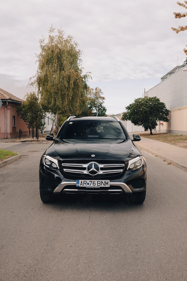 MERCEDES-BENZ GLC