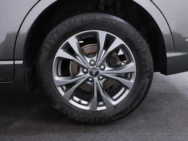 FORD Kuga 2022 — imagine 5