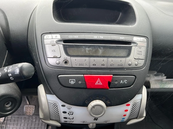 CITROËN C1 2013 — imagine 9