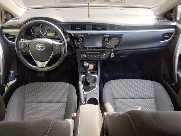 TOYOTA Corolla 2013 — imagine 5