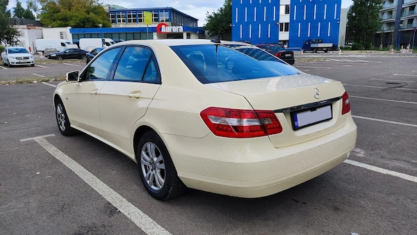MERCEDES-BENZ  2011 — imagine 3