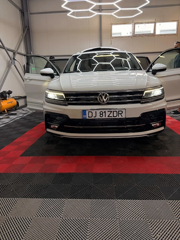 VOLKSWAGEN Tiguan 2019 — imagine 4
