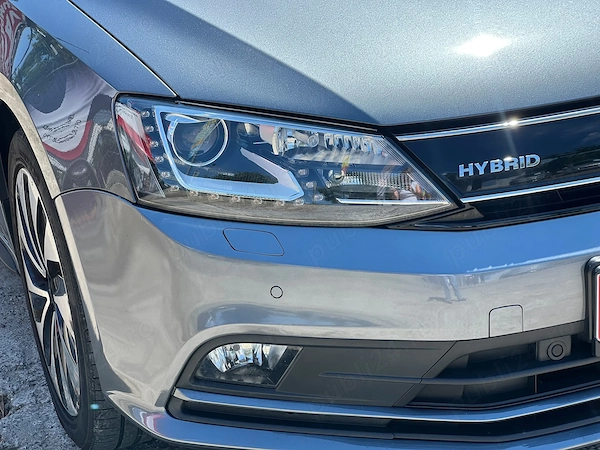VOLKSWAGEN Jetta 2015 — imagine 3
