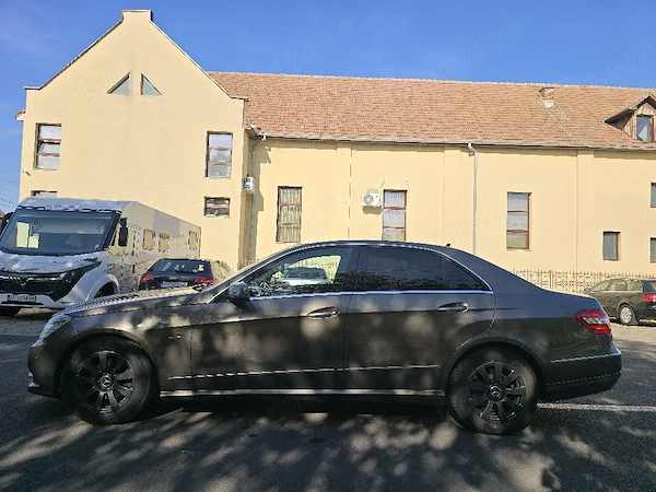 MERCEDES-BENZ E-Class 2012 — imagine 4