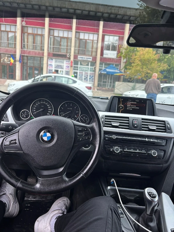 BMW 3 Series 2012 — imagine 2