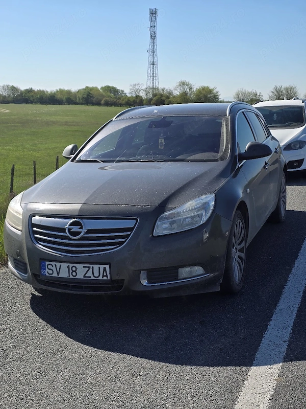 vând opel insignia