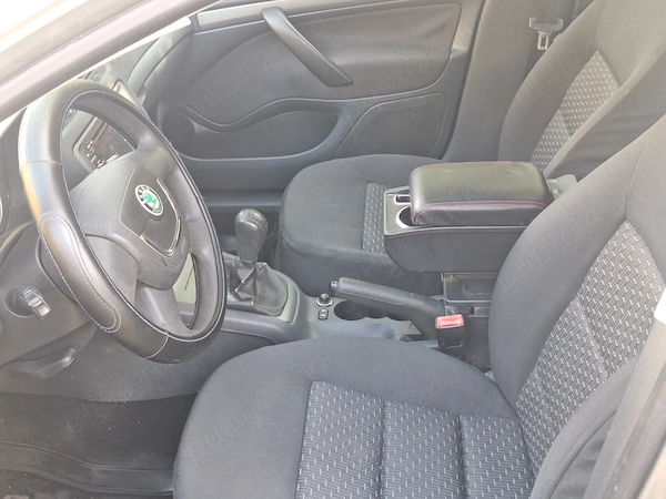 SKODA Octavia 2010 — imagine 5