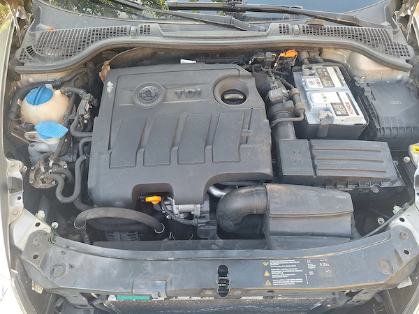 SKODA Octavia 2010 — imagine 8