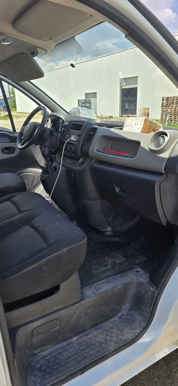 RENAULT Trafic 2019 — imagine 4