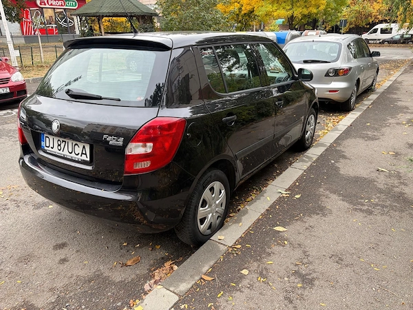 SKODA Fabia 2010 — imagine 5