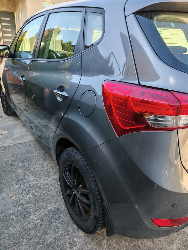 HYUNDAI ix20 2013 — imagine 5