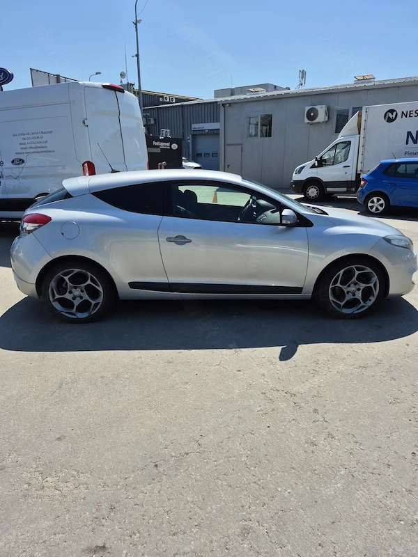 RENAULT Megane 2012 — imagine 8