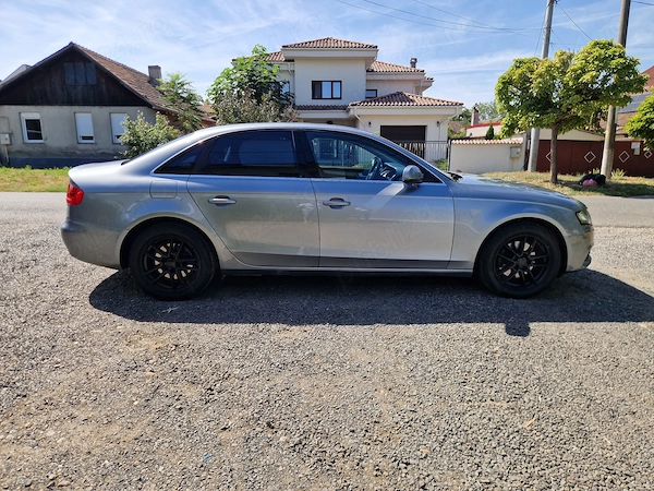 AUDI A4 2010 — imagine 4