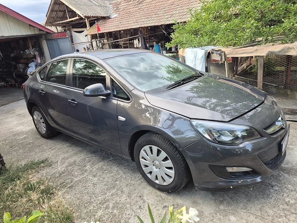OPEL Astra 2016 — imagine 4