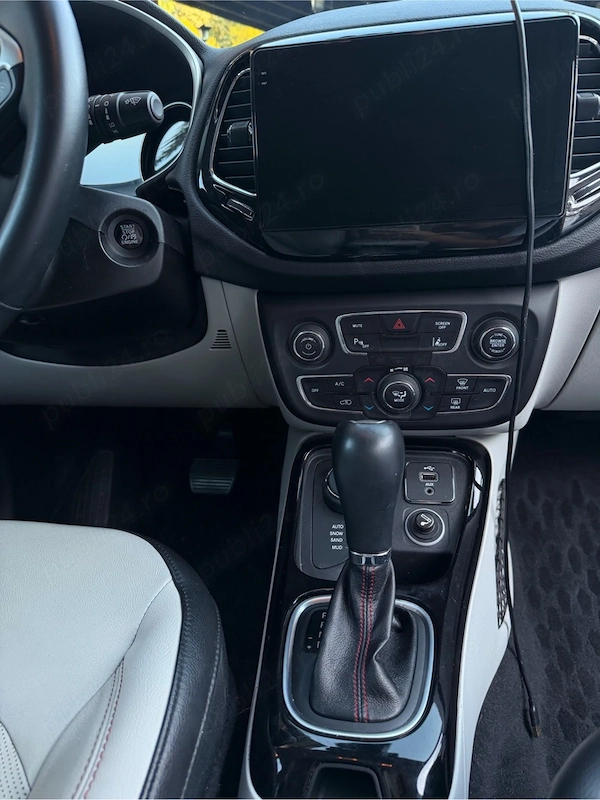 JEEP Compass 2018 — imagine 4