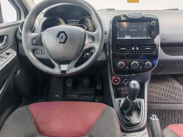 RENAULT Clio 2015 — imagine 10