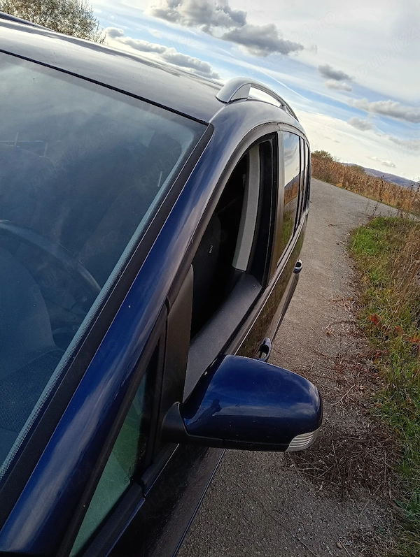 VOLKSWAGEN Touran 2009 — imagine 2