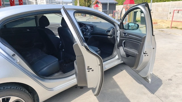 RENAULT Megane 2019 — imagine 5