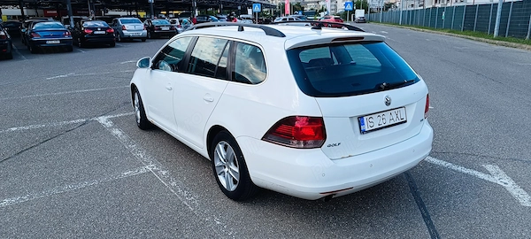 VOLKSWAGEN Golf 2010 — imagine 4