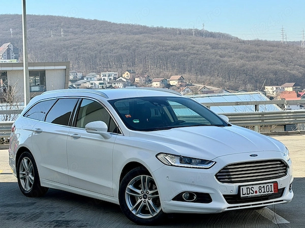 FORD Mondeo 2016 — imagine 2