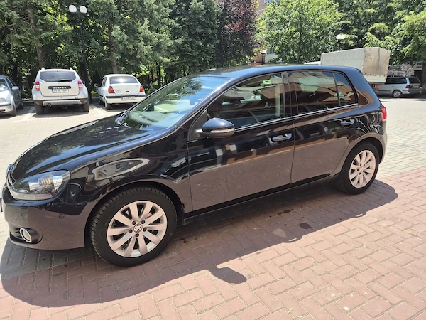 VOLKSWAGEN Golf 2011 — imagine 4