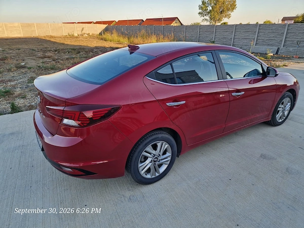 HYUNDAI Elantra 2019 — imagine 10