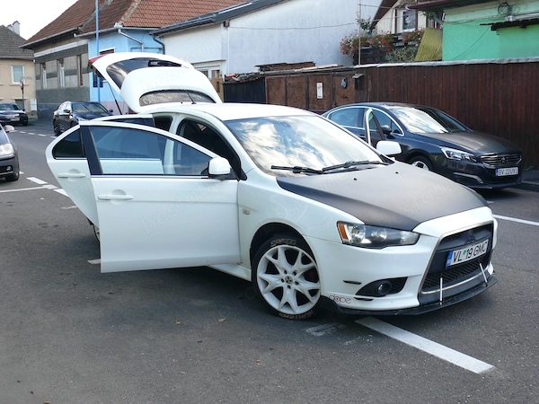 MITSUBISHI Lancer 2011 — imagine 2
