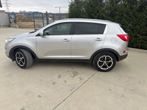 KIA Sportage 2012 — imagine 3