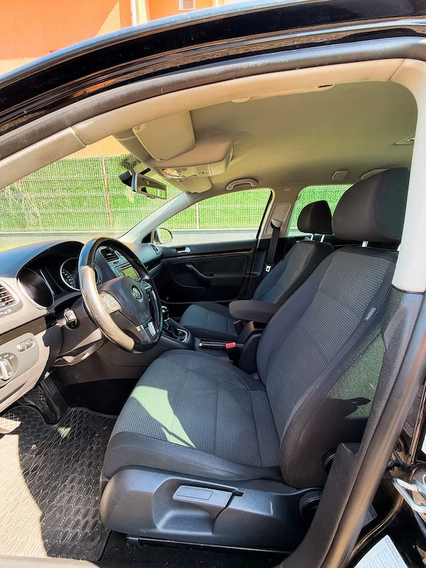 VOLKSWAGEN Golf 2012 — imagine 4