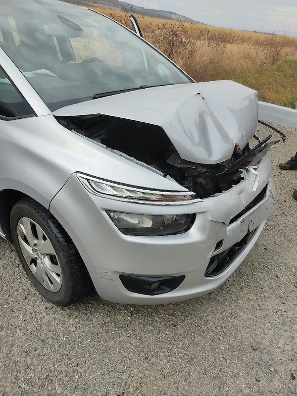 CITROËN C4 Picasso 2013 — imagine 4