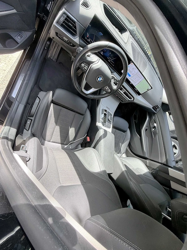 BMW 3 Series 2023 — imagine 7