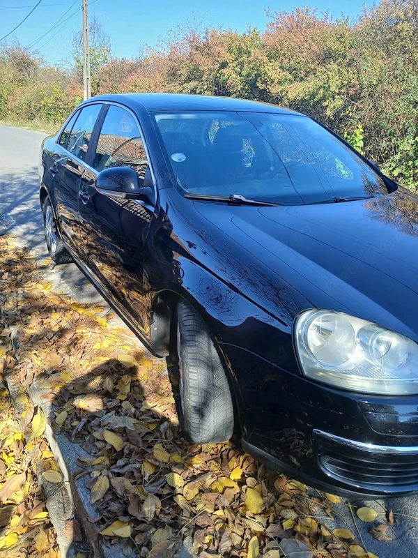 VOLKSWAGEN Jetta 2009 — imagine 3