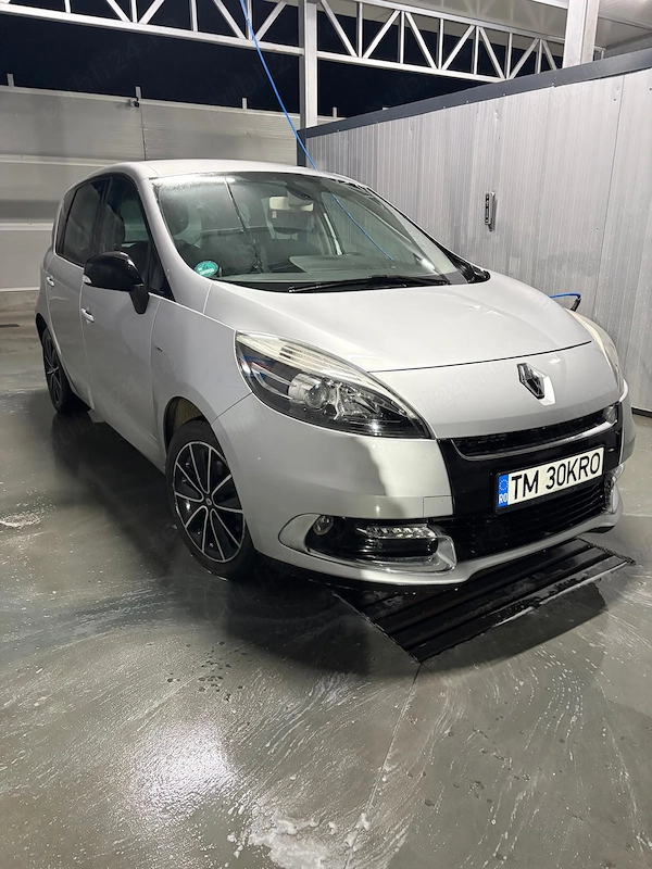 RENAULT Scenic 2012 — imagine 2