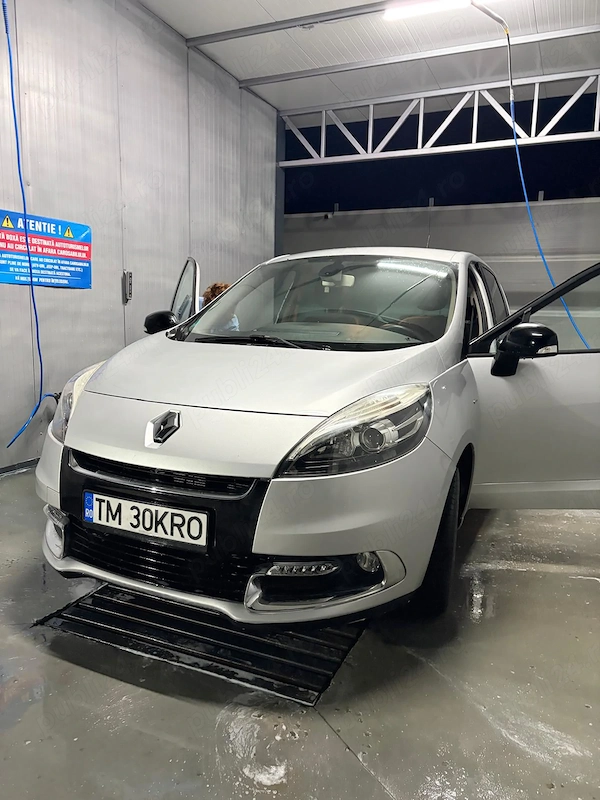 RENAULT Scenic 2012 — imagine 8