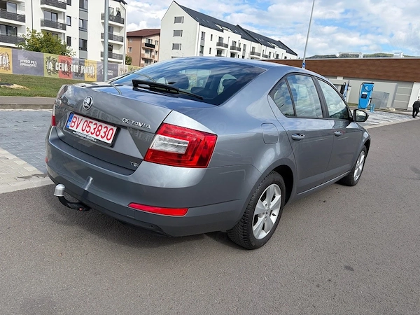 SKODA Octavia 2013 — imagine 5