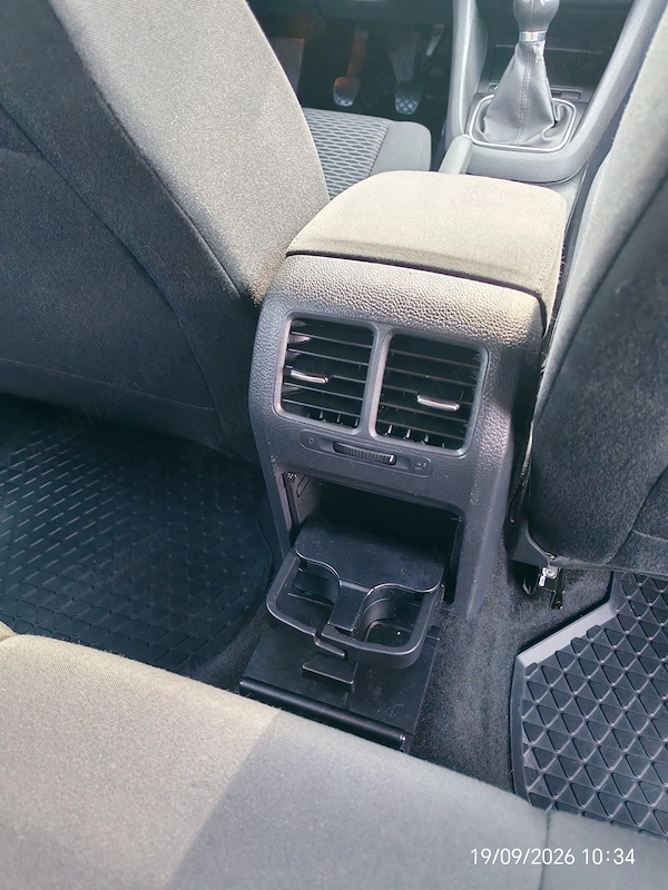 VOLKSWAGEN Golf 2010 — imagine 9