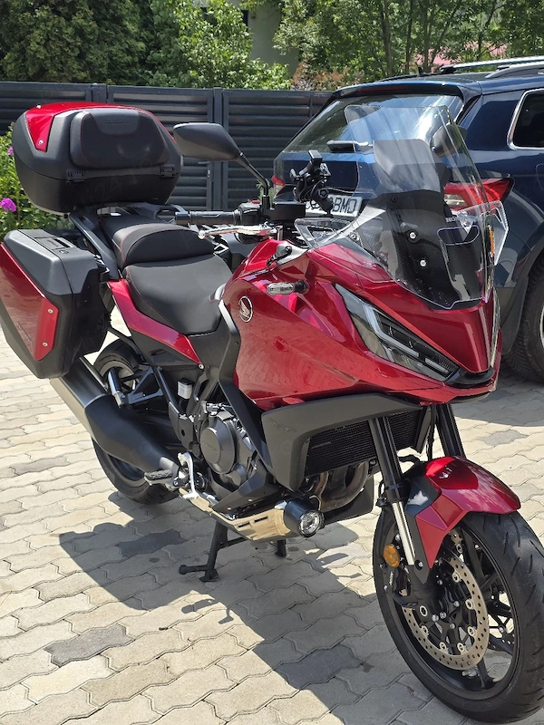 Honda NT1100