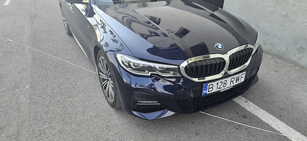 BMW 3 Series 2019 — imagine 2