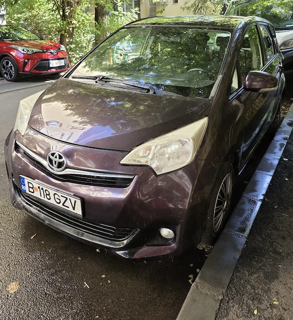 Toyota Verso S, plafon panoramic, Diesel D4D, 2012