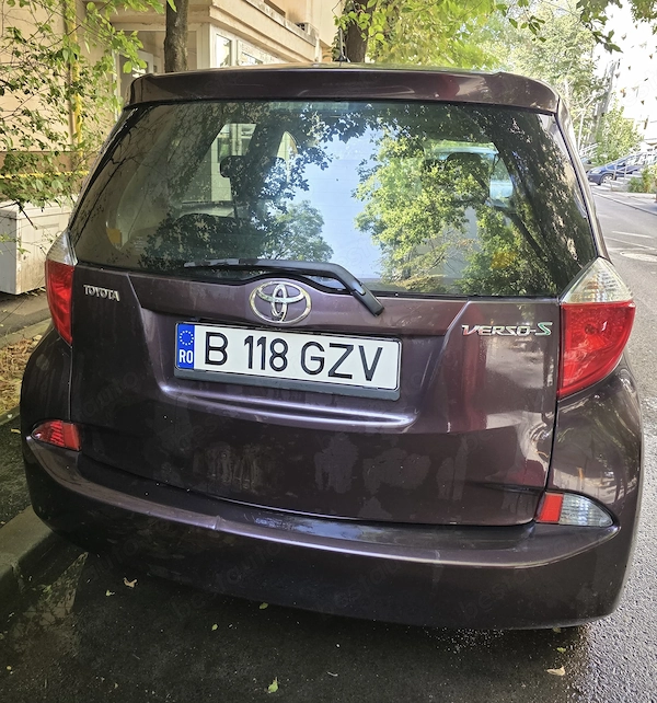 TOYOTA Verso-S 2012 — imagine 2
