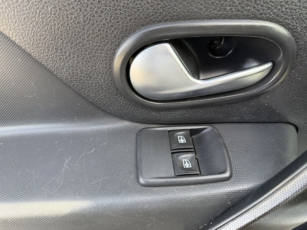 DACIA Logan 2017 — imagine 13