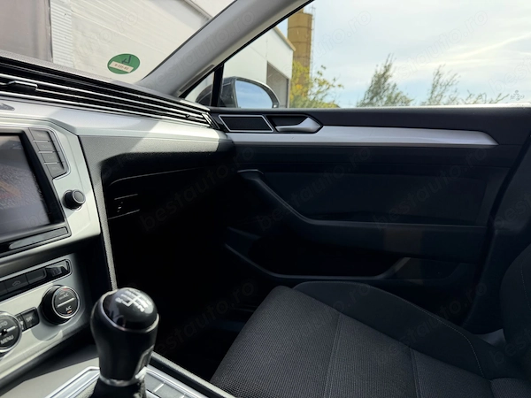 VOLKSWAGEN Passat 2015 — imagine 16