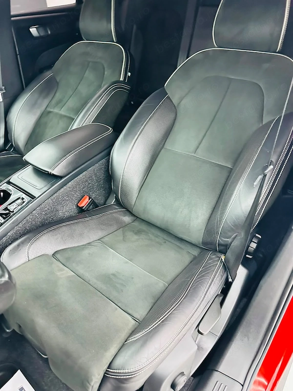 VOLVO XC40 2018 — imagine 19