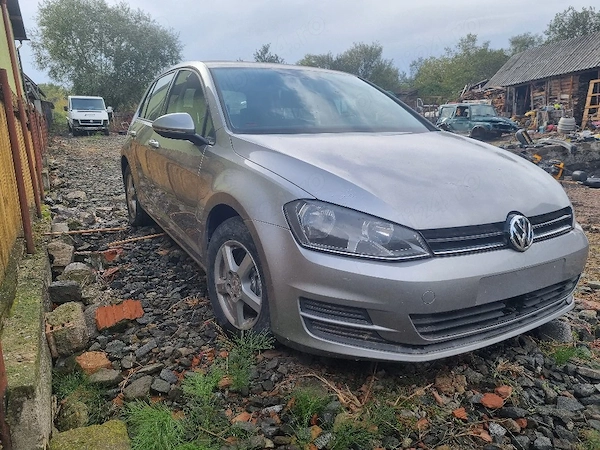 VOLKSWAGEN Golf 2015 — imagine 3