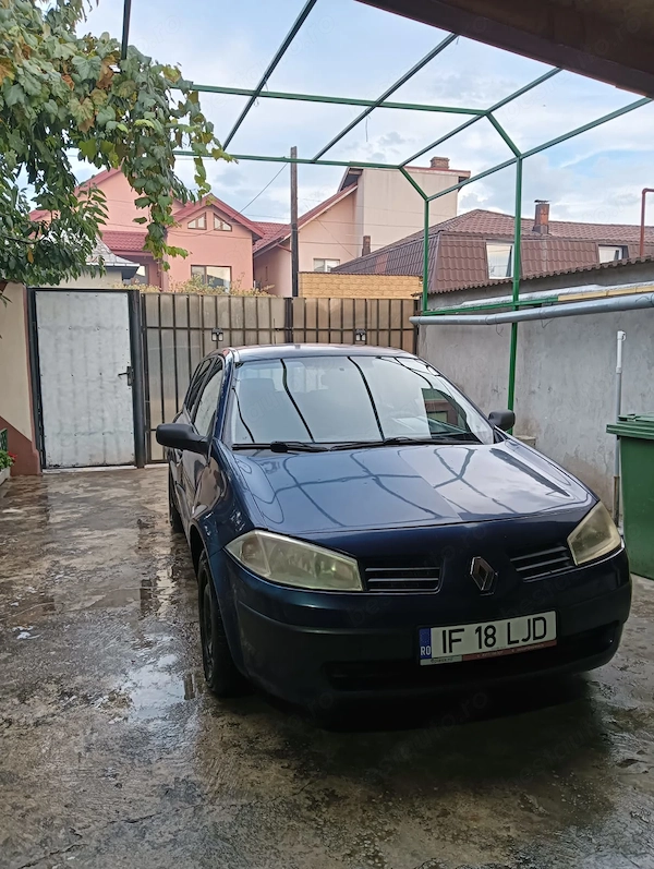 RENAULT Megane